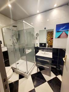 Hotels Logis Hotel Belle Etoile Vichy : Suite Junior