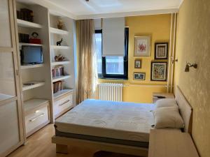 Waterfront with free parking