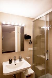 Two-Bedroom Apartment room in HT Residence Maximus