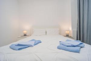 Luxury 2BR On Decebal Avenue