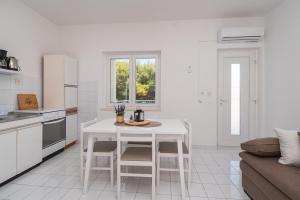 Apartments Ivica