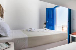 Aegeo Hotel Folegandros Greece