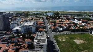 Top Ap 3 Qts, todos com Ar Cond e TV, a 3 Qd da orla Sua família sem aperto Não sofra férias, desfrute-as