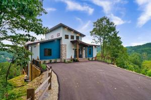Private, Mtn Views, Theatre, Pool, Hot Tub, Game Room