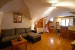 Charmant Appartement de 39m2 à Guillestre - 吉莱斯特尔 Charmant Appartement de 39m2 à Guillestre - 吉莱斯特尔