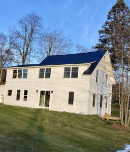 Beach House - On Lake Time