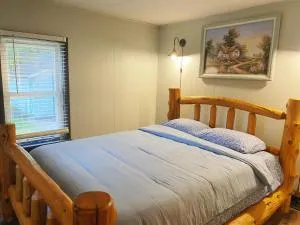 Kash Park Play & Stay - Plover