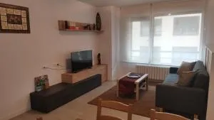 Apartamento castro urdiales con garaje y piscina ,cerca playa - Brazomar