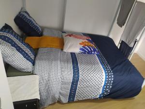 B&B / Chambres d'hotes Locatif gare Lille Europe Souvenir : photos des chambres