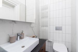 3 bedroom Apartment with the balcony - Rejtana 10