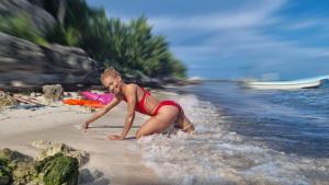 On The Beach Seaside Sunrise Haven 4 Sea View