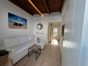 Pueblo marino, oasis junto al mar de la araña, by Sol Maestranza - 4-gwiazdkowe hotele w mieście Malaga
