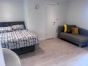 Hove studio flat