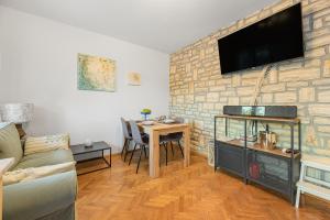 Jula seafront residence 