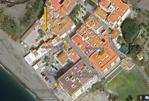 Literalmente en la misma playa - La Caleta-Guardia