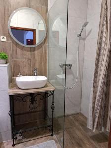 Apartments with WiFi Baska Voda, Makarska - 23278