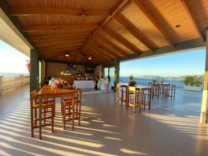 360 Splendor 308A-Ocean View 2 Br -Breakfast Included!