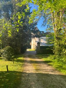 Maisons de vacances Les roulottes de Fonroques - logement insolite dans la nature : photos des chambres