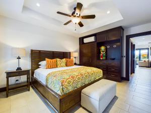 360 Splendor 405 Ocean View Condo- With Breakfast