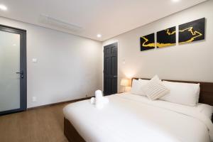 Louisa Vinh Hoi Apartment