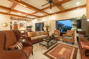 Casa Rosa- Luxury Ocean View 3 Bedroom Home