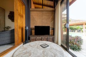 Casa Rosa- Luxury Ocean View 3 Bedroom Home