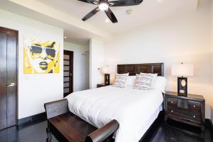 Condo La Perla 163, Ocean View 3 Bedroom Penthouse