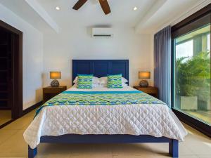 360 Splendor 307F-Ocean View Residence-Breakfast Included!