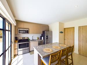 Seaside Escape At Las Catalinas