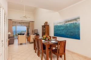 Sunrise 20- 3 Bedroom Ocean View Penthouse Condo