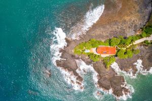 360 Splendor 105B Ocean View Condo- With Breakfast