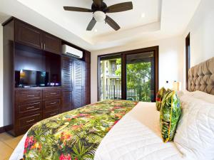 360 Splendor 307B-Ocean View Condo-Breakfast