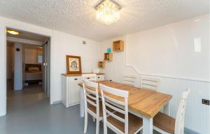 2 Bedroom Awesome Apartment In Rtina