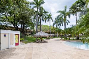 Matapalo 101- 3 Bedroom Poolside Luxury Condo At Tamarindo