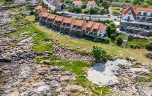 Gorgeous Apartment In Allinge With Wifi