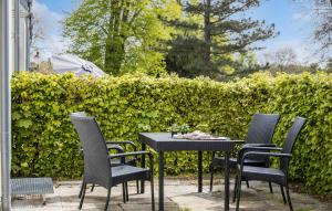 Cozy Home In Faaborg With Wifi