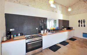 Maisons de vacances Lovely Home In Pech-Luna With Wifi : photos des chambres