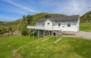 Awesome Home In Ånneland With Wifi - Fonnes