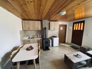 Holiday Home Apartman Aco