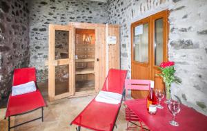 Maisons de vacances Pet Friendly Home In Privas With Sauna : photos des chambres