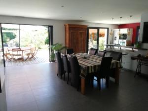 Villas Villa piscine chauffee,5ch ,climatisation, bar exterieur : photos des chambres