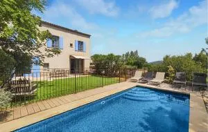 Cozy Home In St,laurent-De-La-Cabr, - 圣皮尔蒂斯查