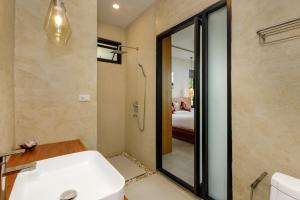 HinKong Pool View Villa
