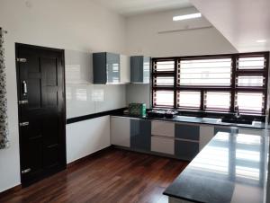 Bro Code Marayoor A Premium Family Friendly Retreat with Panoramic Mountain Views