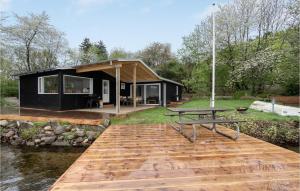 Lovely Home In Silkeborg With Wifi