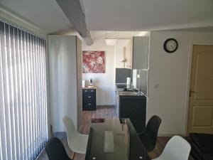 Appartements Les 3 clochers : Appartement 2 Chambres