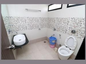 Hotel Girnar