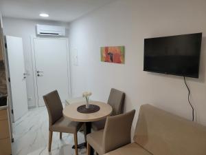 Apartments Aversu 