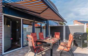 2 Bedroom Nice Apartment In Fehmarn