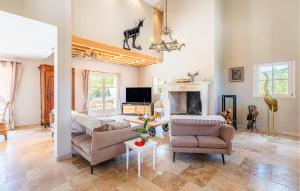 Nice Home In Le Tignet With Wifi